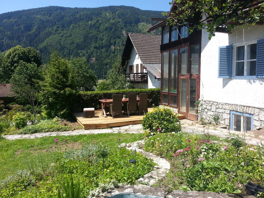 Pension Rosenheim Treffen Luaran gambar