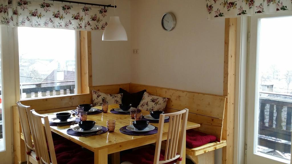 Pension Rosenheim Treffen Luaran gambar