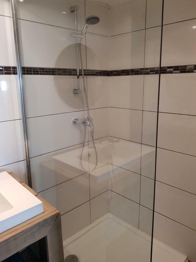 Pension Rosenheim Treffen Luaran gambar